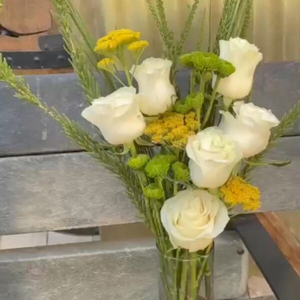 Florero Mattias Blanco
