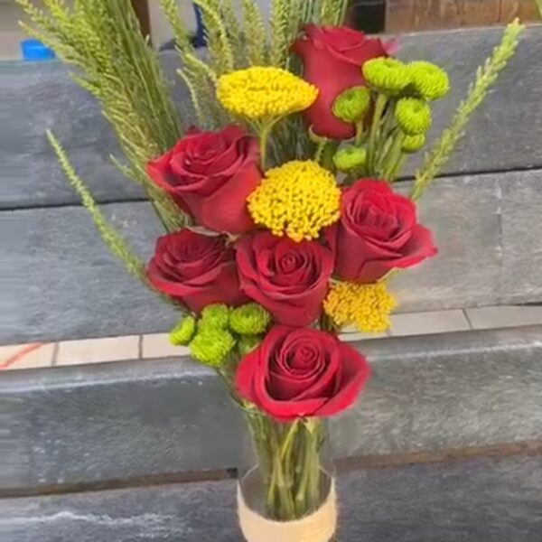 Florero Mattias Rosas rojas